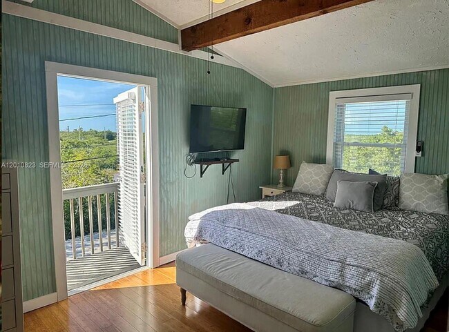 Foto del edificio - 813 Hawksbill Ln
