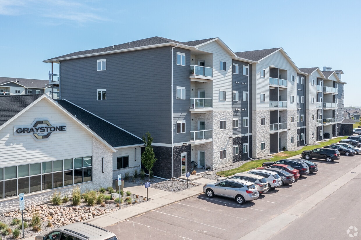 Graystone Heights Luxury Apartments Apartments in Sioux Falls, SD