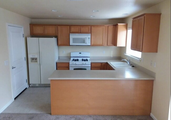 Building Photo - 1520 Carson
