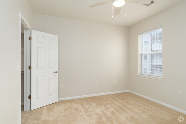 1 habitación, 1 baño - 644 pies cuadrados - Dormitorio - Kelly's Ridge Apartments