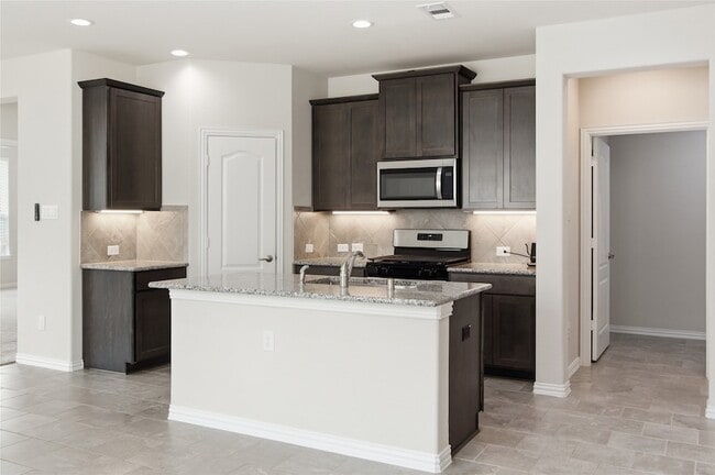 Foto del edificio - 13201 Leisure Cove Dr