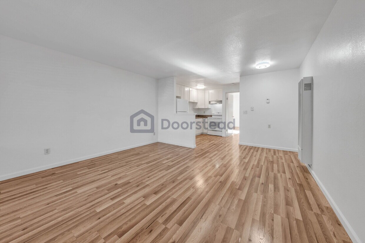 Primary Photo - 3780 Moorpark Ave