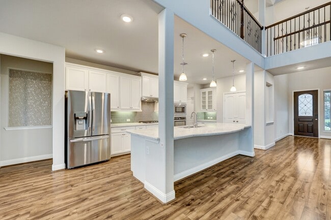 Building Photo - 3602 Bosc Dr