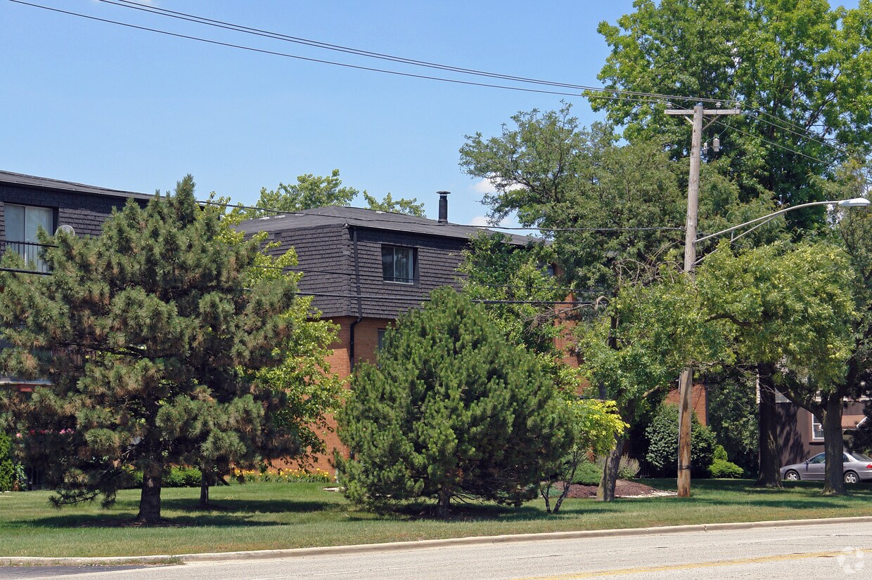 Foto del edificio - 6415-6425 Joliet Rd