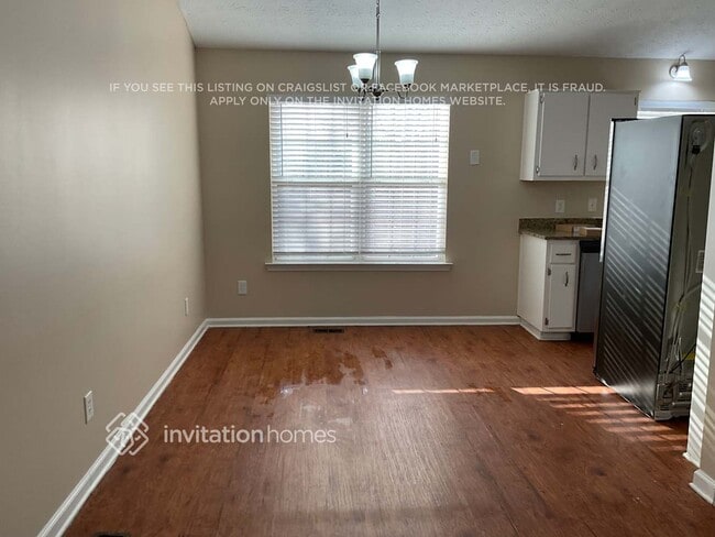 Foto del edificio - 6827 Summit View Dr