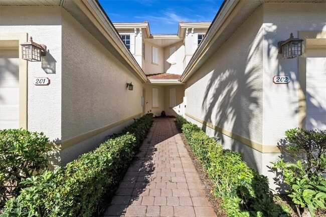 Foto del edificio - 3131 Meandering Way
