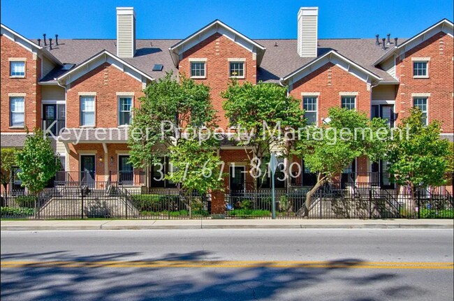 Foto del edificio - Discover this well-appointed 3-bedroom, 2-bath home in Indianapolis within an HOA community