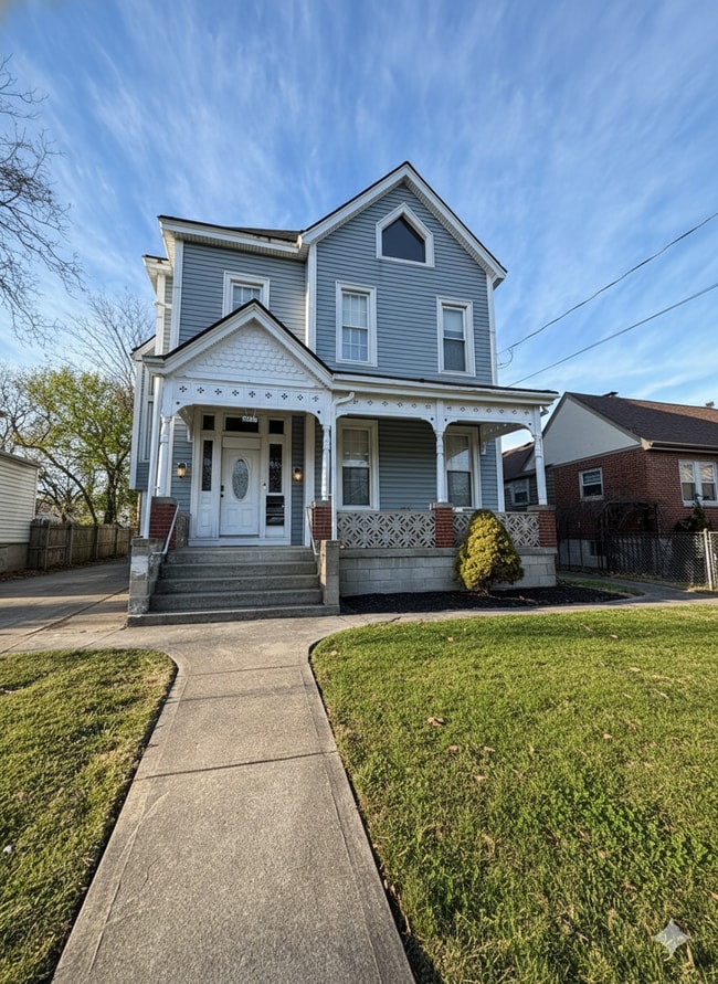 Building Photo - 4417 Ashland Ave