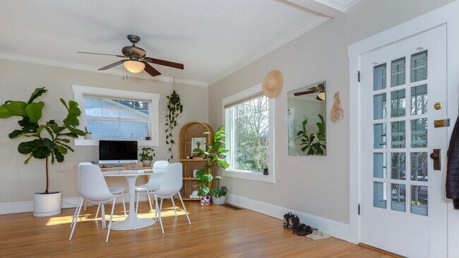 Foto del edificio - 4631 SE Clinton St