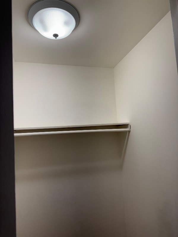 Foto del edificio - 11318 Cherry Hill Rd