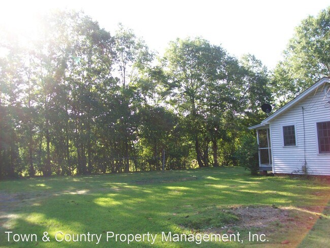 Building Photo - 3 br, 1 bath House - 211 Tompkins St