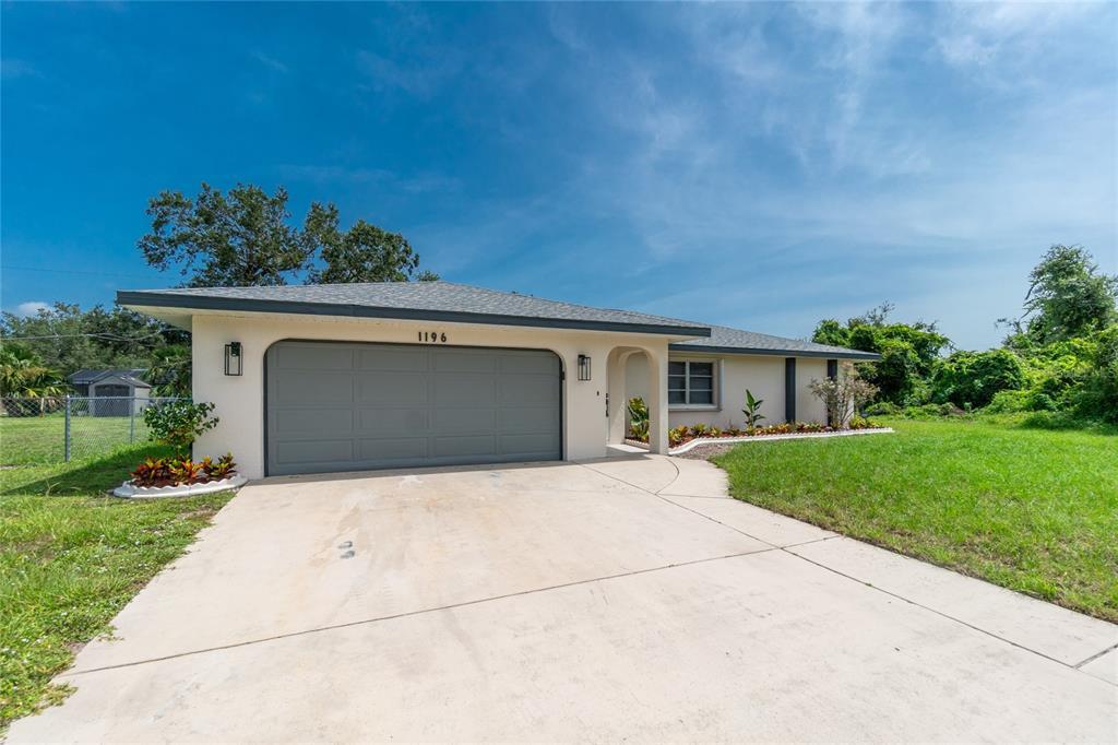 Foto principal - 1196 Ample Ave