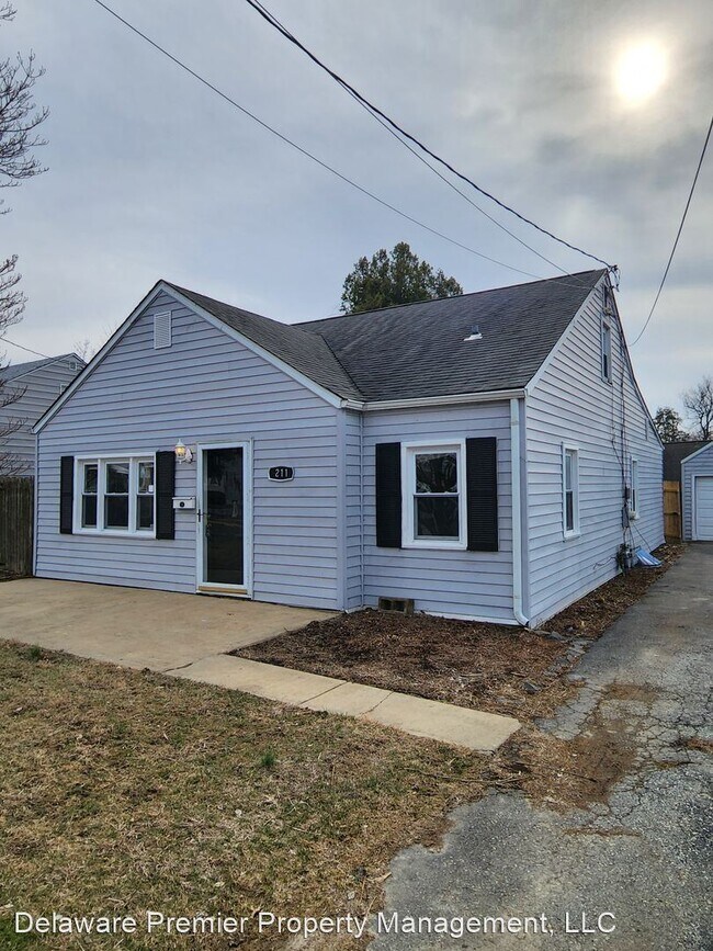 Building Photo - 4 br, 2 bath House - 211 Jefferson Ave