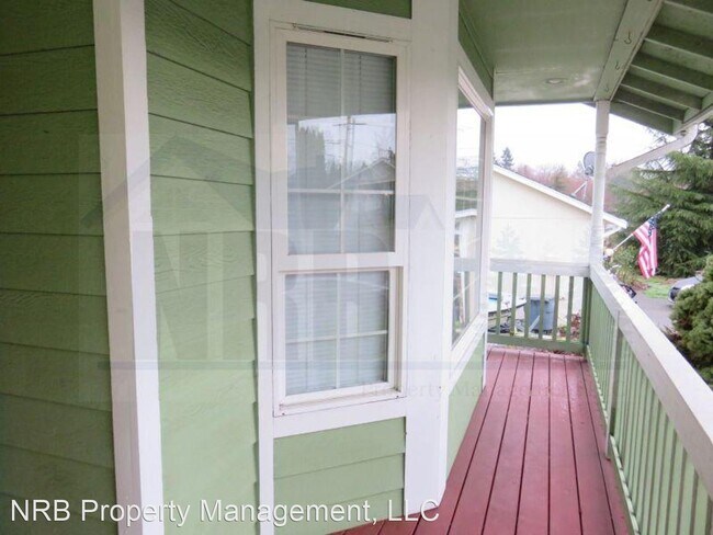 Building Photo - 3 br, 2.5 bath House - 8601 146th St Ct E