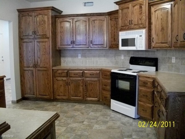 Foto del edificio - 3900 SW Briarwood Oaks Dr