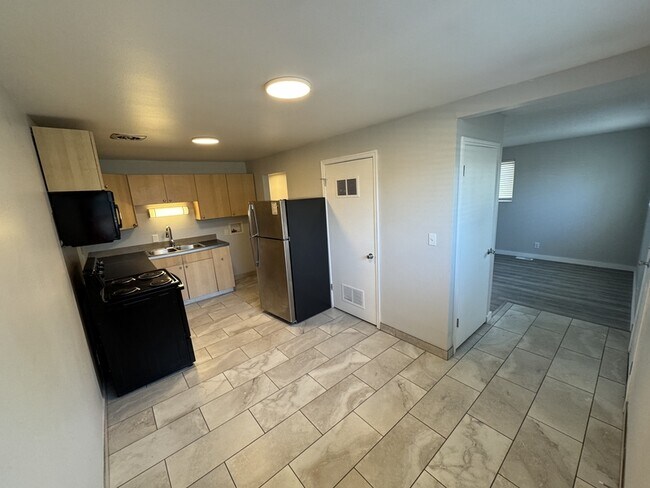 Foto del edificio - 2590 Robin Rd
