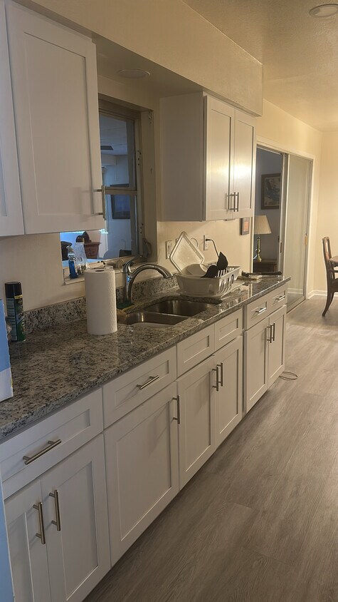 Foto principal - 2104 Sanford Ave