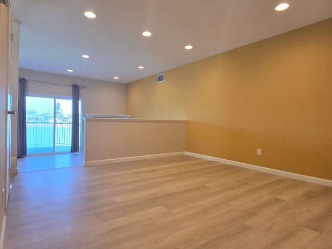 Building Photo - 1315 Shoal Dr