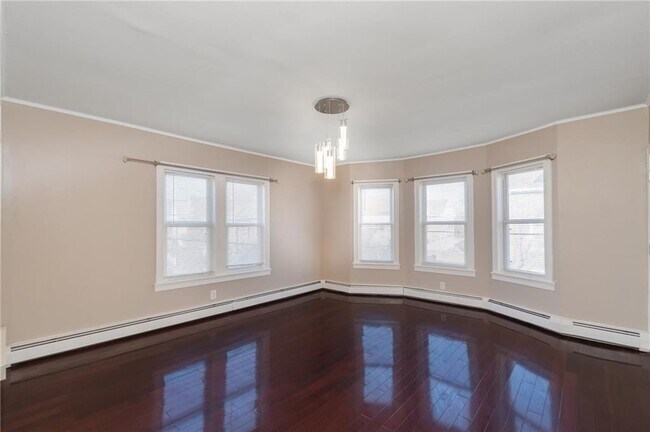 Building Photo - 85 Cleveland St