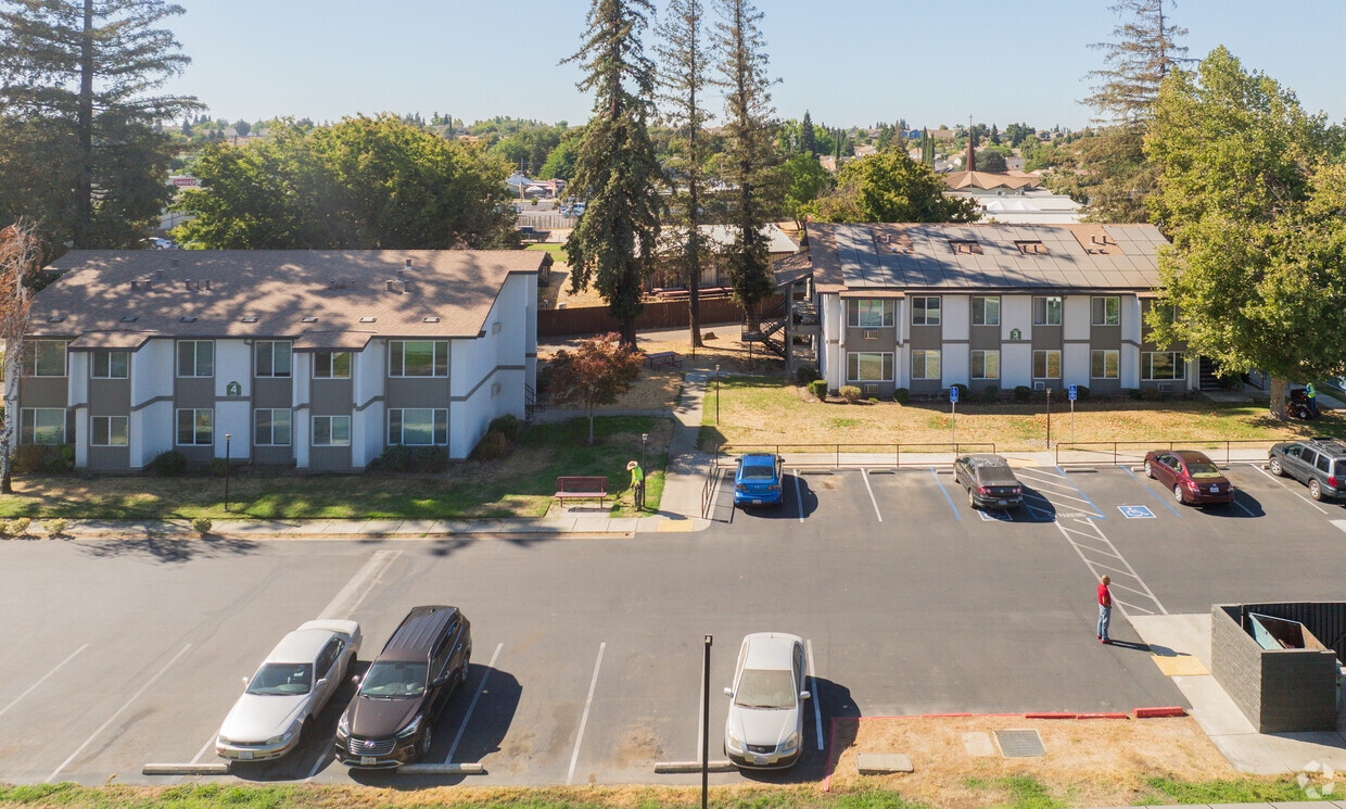 Building Photo - Oakdale II Apartments