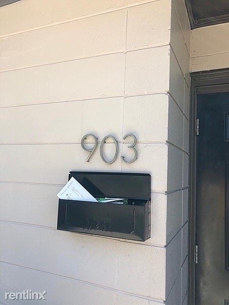 Foto del edificio - 903 S New York Ave