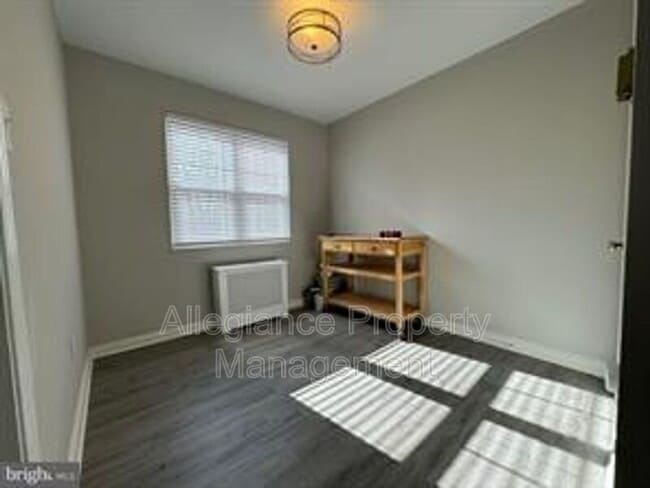 Foto del edificio - 1404 12th St N