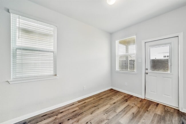 Building Photo - 24851 Goldoni Dr