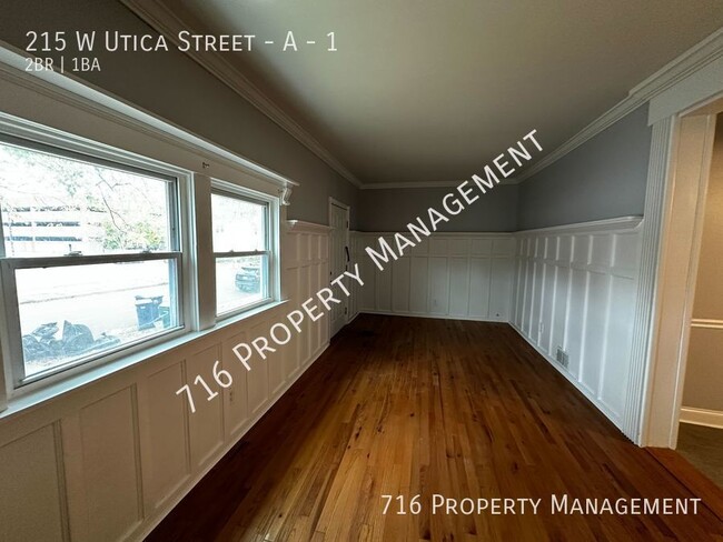 Building Photo - 2 Bedroom Apartment located near Elmwood V...