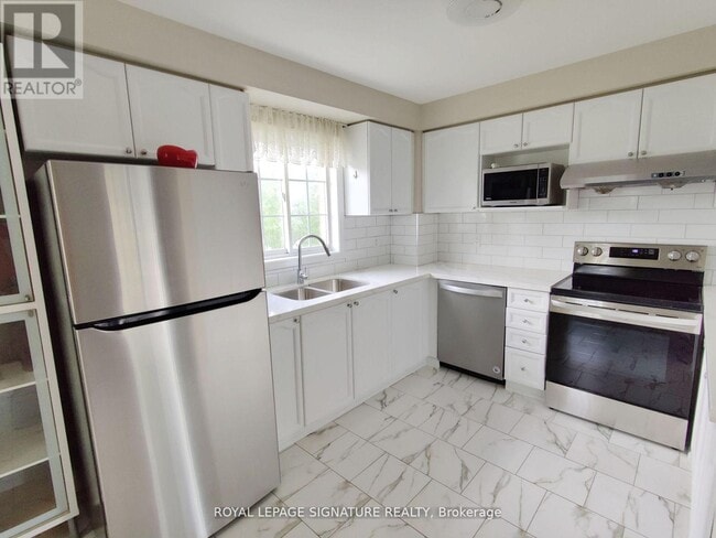 Photo du bâtiment - 1525 S Parade Ct