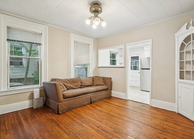 Foto del edificio - 102 2nd St