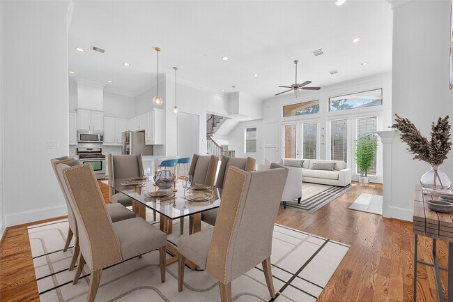 Foto del edificio - 2506 Maxroy St