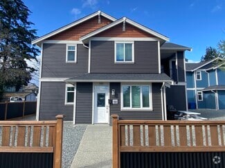 Building Photo - 340 Harewood Rd