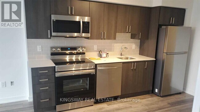 Photo du bâtiment - 1480 Bayly St