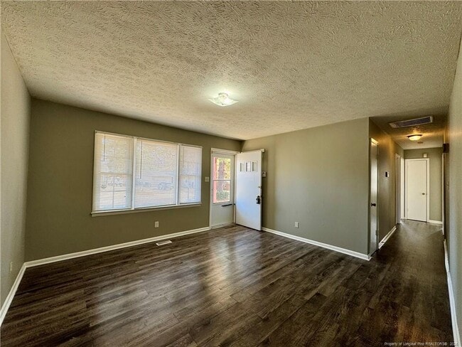 Foto del edificio - 1222 Kienast Dr