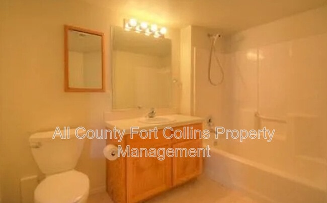 Building Photo - 1020 Rolland Moore Dr