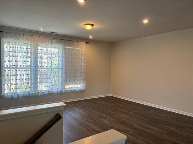 Foto del edificio - 3667 Hidden Valley Cir