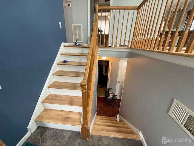 Building Photo - 25 Bartman Rd