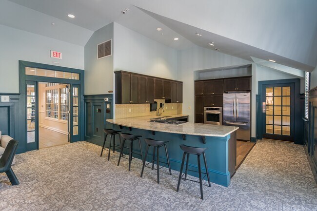 Foto del edificio - Malvern Manor Apartments