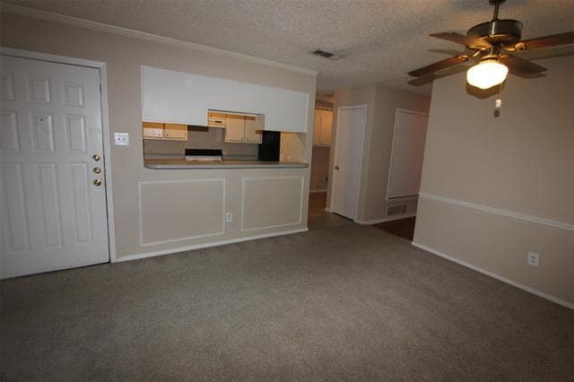Foto del edificio - 5610 Brookview Ct