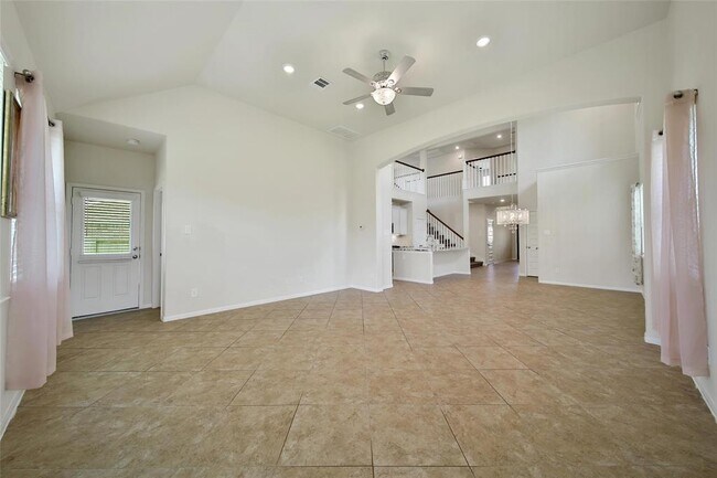 Building Photo - 18616 Birch Orch Ct