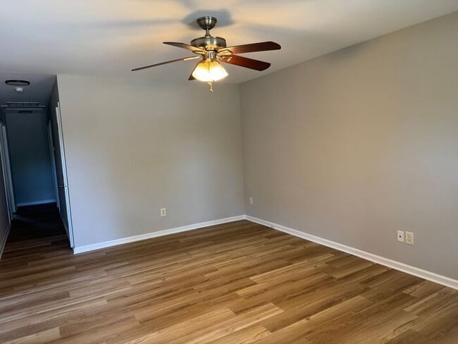 Building Photo - Excellent Kannapolis Location!!