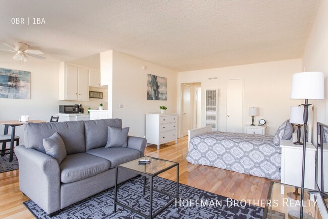 Building Photo - 725 N Hayworth Ave Los Angeles, CA 90046