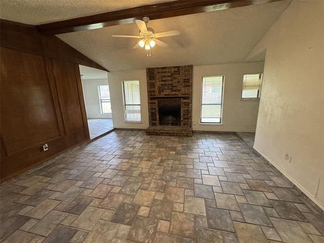 Foto del edificio - 2122 Rainwood Ct