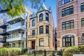 Building Photo - 643 W Wrightwood Ave