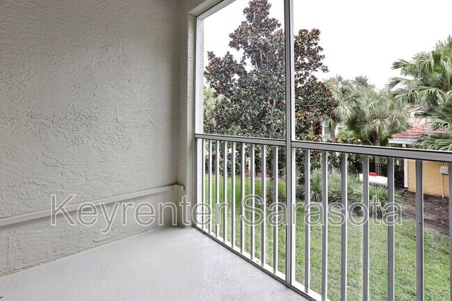 Foto del edificio - 5700 Bentgrass Dr