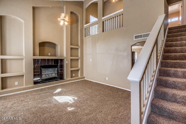 Building Photo - 12277 Tierra Pez Way