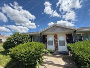 Building Photo - 5444 Bellefontaine Rd