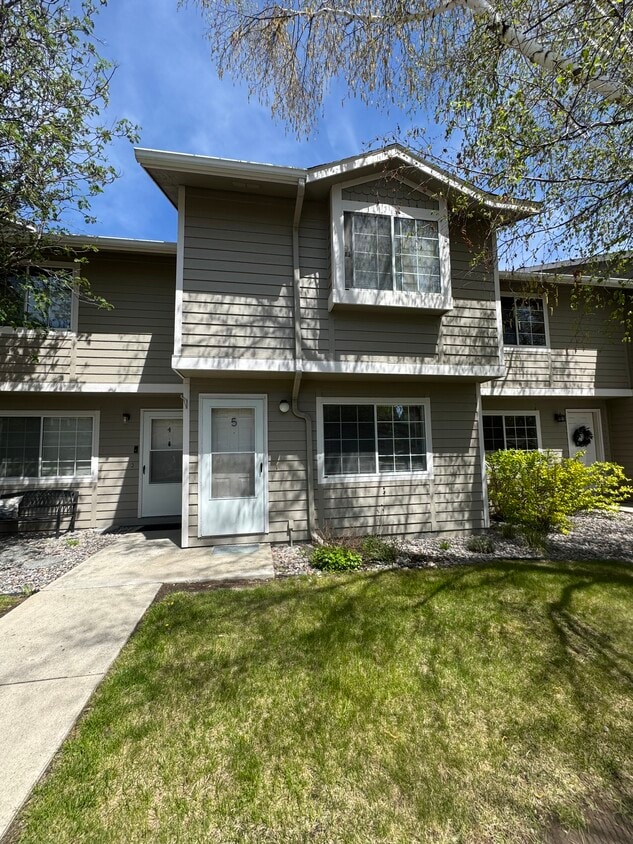 Primary Photo - 2800 Highcliff Ct
