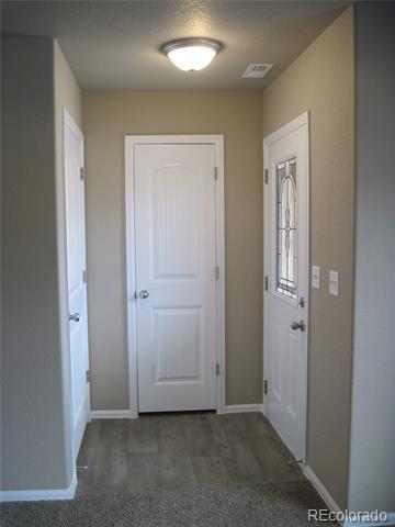 Building Photo - 7724 Sand Lake Heights