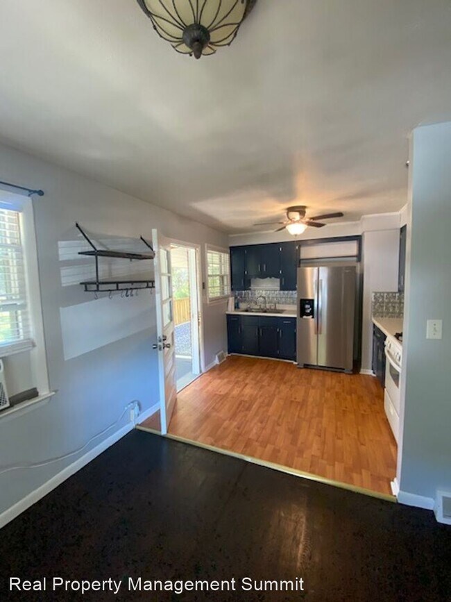 Foto del edificio - 3 br, 1 bath House - 302 Archer Street